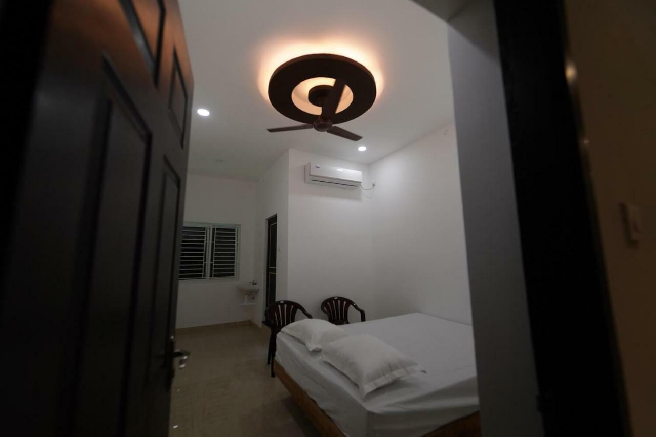 Vg Mahal Hotel Tiruchirappalli Kültér fotó
